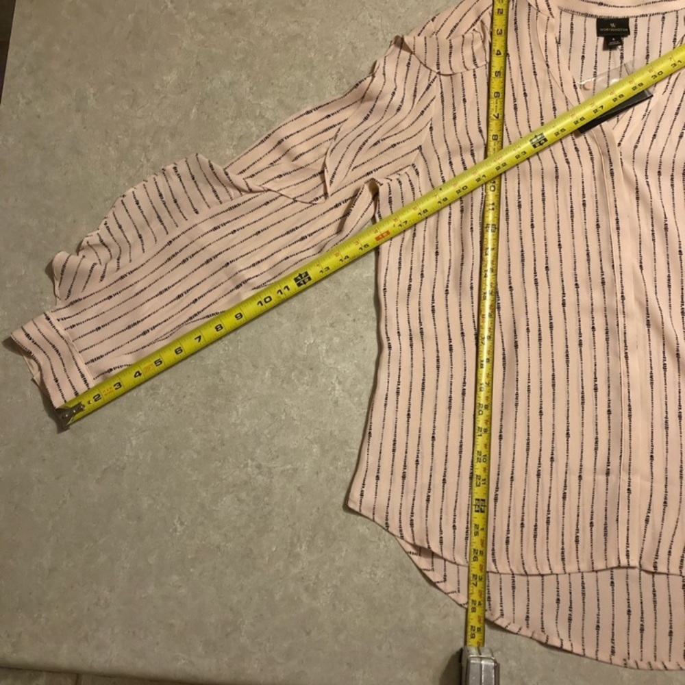 NWT Worthington sheer-ish blouse, 🖤on blush, L - Picture 4 of 10